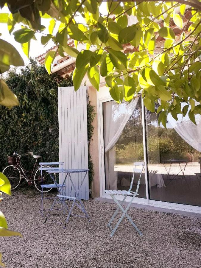 Studio Avec Jardin Entre Aix-En-Provence, Luberon Et Verdon Peyrolles-en-Provence Bagian luar foto